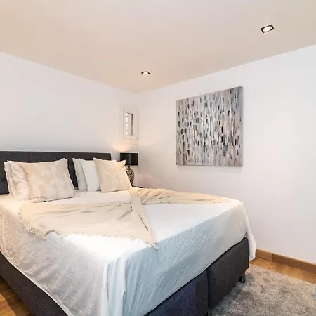 Luxurious Beachside In The Heart Of Puente Apartman