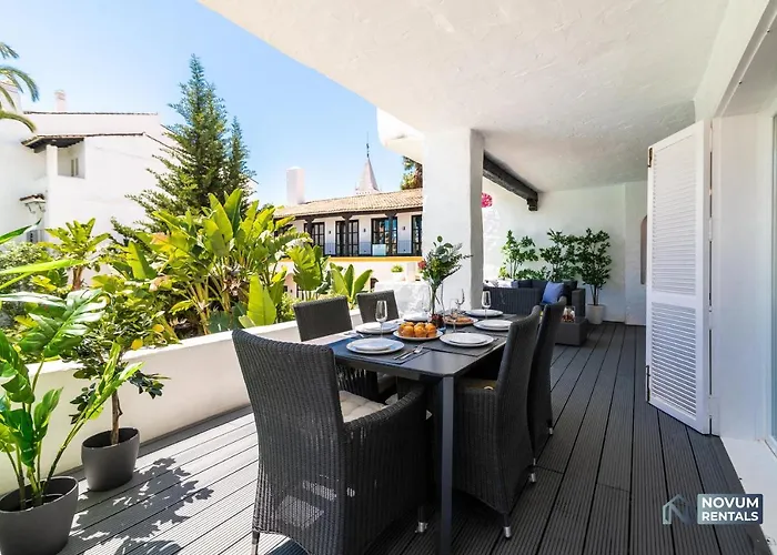 Luxurious Beachside In The Heart Of Puente Lägenhet Marbella