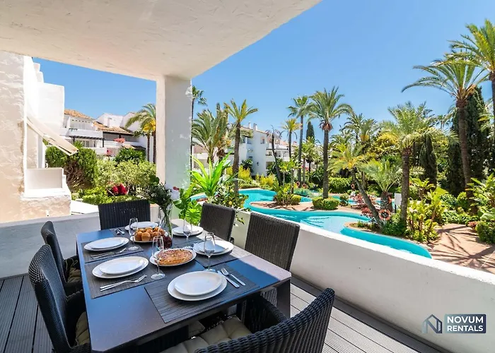 Апартаменты Luxurious Beachside In The Heart Of Puente Марбелья